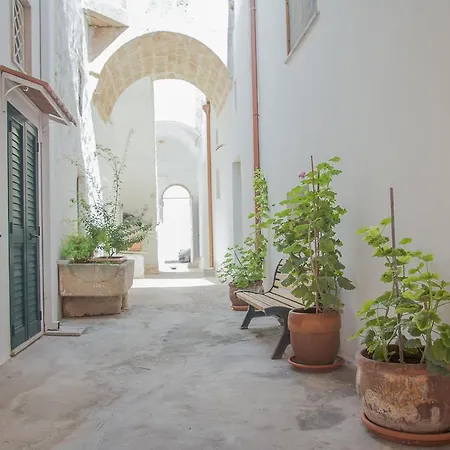 Dimora Romantica Holiday home *